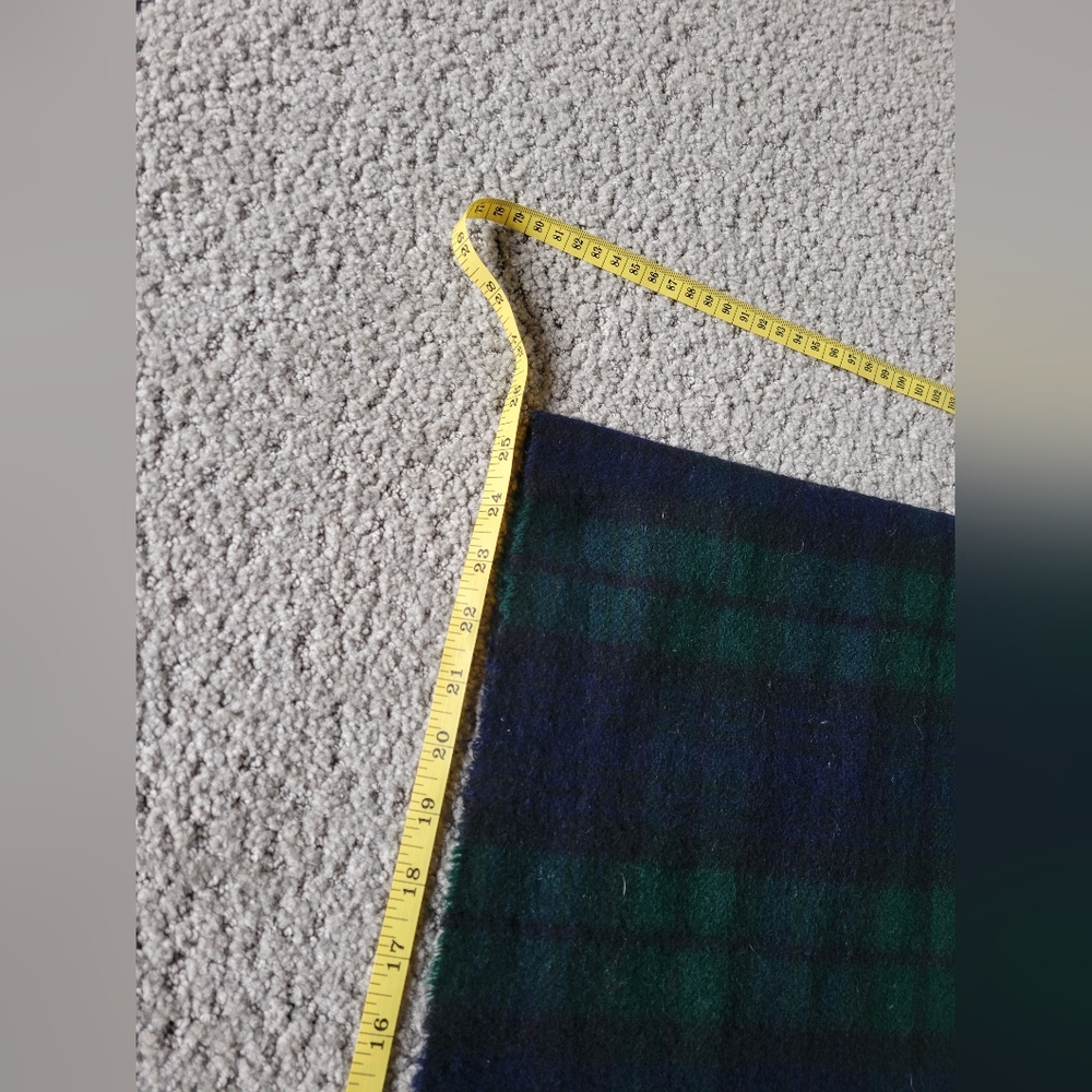 Brooks Brothers Lambswool Tartan Scarf - Picture 7 of 8